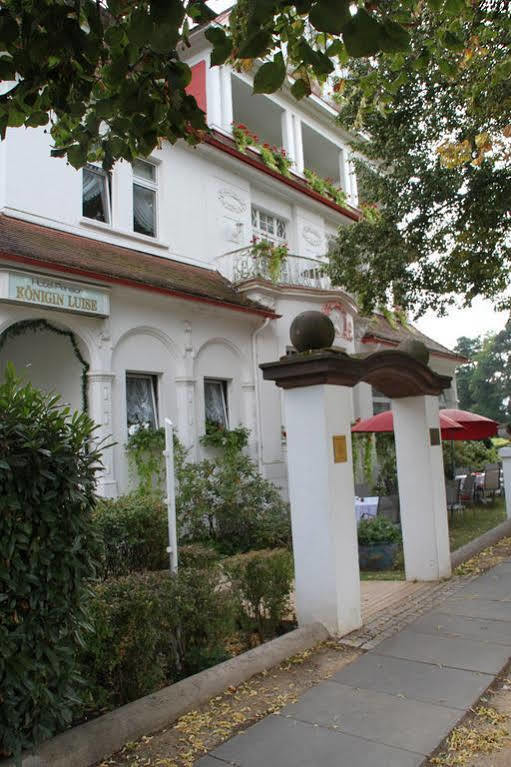 Hotel Villa Konigin Luise バート・ピルモント エクステリア 写真