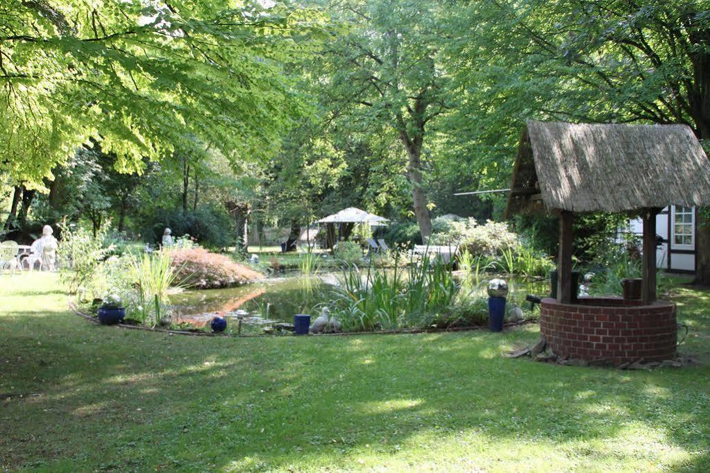 Hotel Villa Konigin Luise バート・ピルモント エクステリア 写真